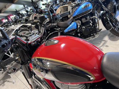 Royal Enfield Classic 350 Chrome Red