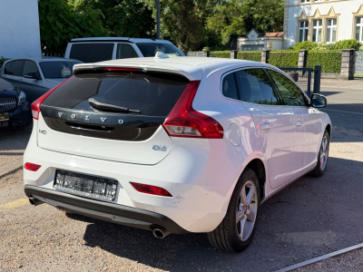 Volvo V40 Momentum