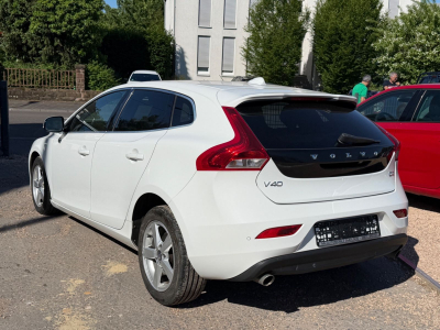 Volvo V40 Momentum