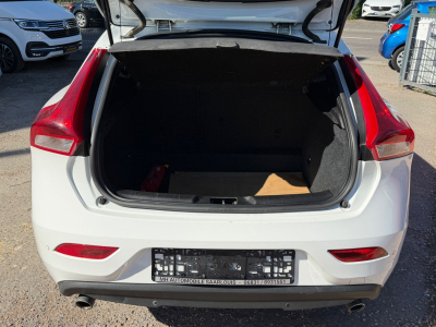 Volvo V40 Momentum