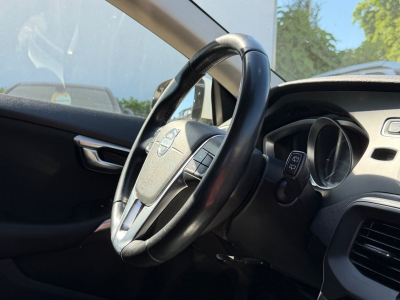 Volvo V40 Momentum