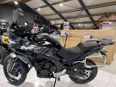CF Moto 700 MT ADV