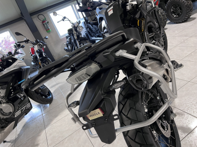 CF Moto 700 MT ADV