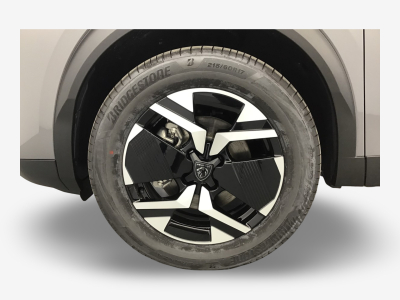 Peugeot 2008 Hybrid 145 e-DCS6 Allure