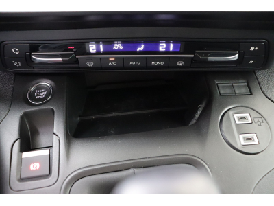Opel Combo L2 100 3 Sitzer/ Kamera/Holzboden