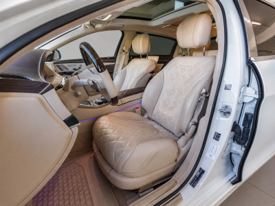 Maybach S560 Limousine 4Matic-PANO/BURMESTER/MASSAGE/DVD/Voll