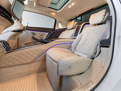 Maybach S560 Limousine 4Matic-PANO/BURMESTER/MASSAGE/DVD/Voll