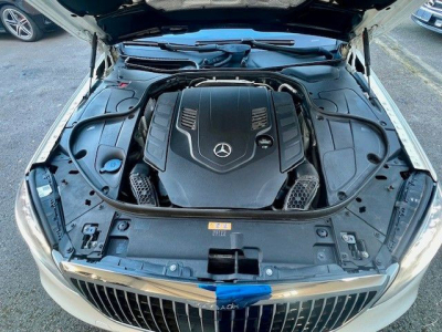 Maybach S560 Limousine 4Matic-PANO/BURMESTER/MASSAGE/DVD/Voll
