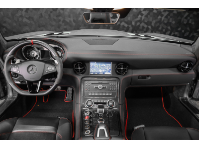 Mercedes-Benz SLS AMG GT ROADSTER 6.3 V8