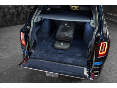 Rolls-Royce Cullinan 6.75 V12 - Midnight Sapphire