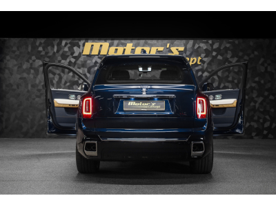 Rolls-Royce Cullinan 6.75 V12 - Midnight Sapphire