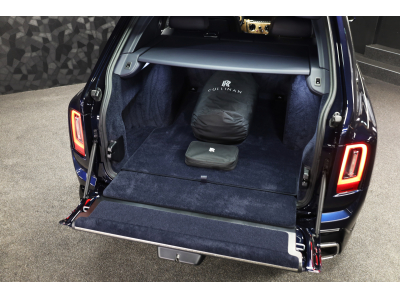 Rolls-Royce Cullinan 6.75 V12 - Midnight Sapphire