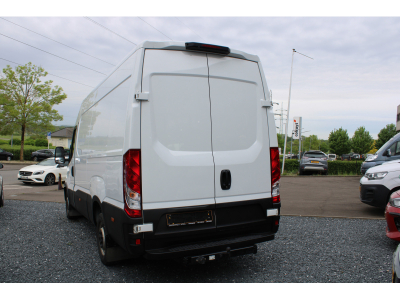 Iveco Daily 35S14, 1 HAND, CAMERA, BLUETOOTH,