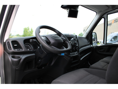 Iveco Daily 35S14, 1 HAND, CAMERA, BLUETOOTH,