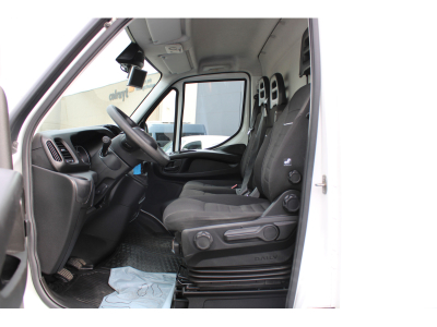 Iveco Daily 35S14, 1 HAND, CAMERA, BLUETOOTH,
