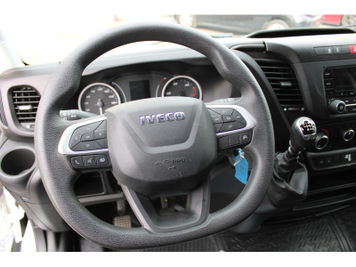 Iveco Daily 35S14, 1 HAND, CAMERA, BLUETOOTH,