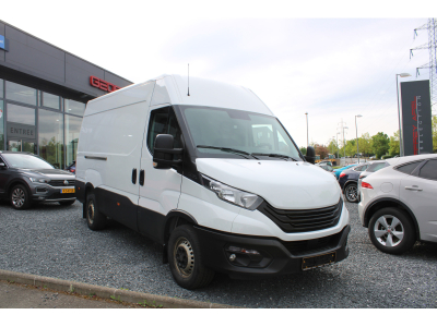 Iveco Daily 35S14, 1 HAND, CAMERA, BLUETOOTH,