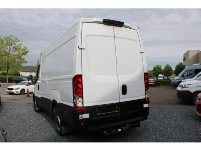 Iveco Daily 35S14, 1 HAND, CAMERA, BLUETOOTH,