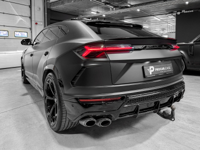 Lamborghini Urus 4.0 V8 Auto./PANO/22/360°/HUD/CARBON/VOLL