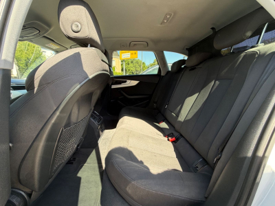 Audi A4 Avant sport 150 PS