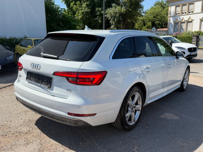 Audi A4 Avant sport 150 PS