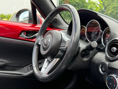 Mazda MX-5 Sports-Line RF/LEDER/AUTOMATIK/