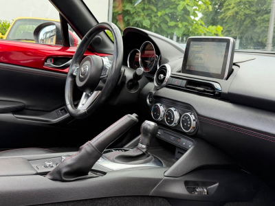 Mazda MX-5 Sports-Line RF/LEDER/AUTOMATIK/