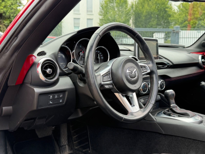 Mazda MX-5 Sports-Line RF/LEDER/AUTOMATIK/