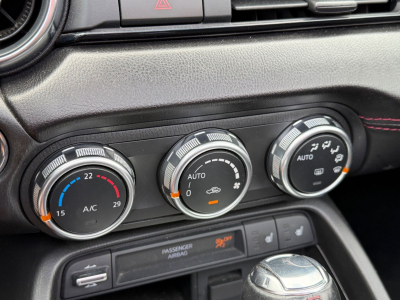 Mazda MX-5 Sports-Line RF/LEDER/AUTOMATIK/
