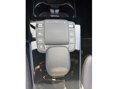 Mercedes-Benz A 220 AMG LINE 190CV