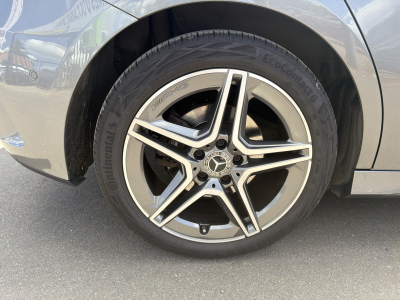 Mercedes-Benz A 220 AMG LINE 190CV