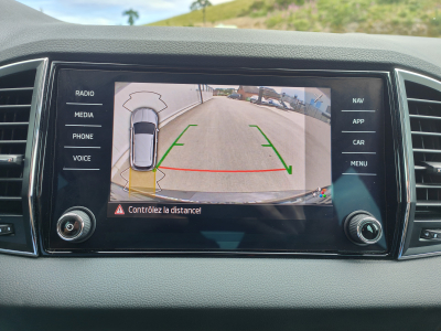 Skoda Karoq 2.0 TDI DSG CARPLAY GPS CAMERA ATTELAGE