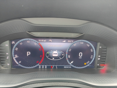 Skoda Karoq 2.0 TDI DSG CARPLAY GPS CAMERA ATTELAGE