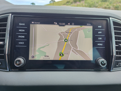 Skoda Karoq 2.0 TDI DSG CARPLAY GPS CAMERA ATTELAGE
