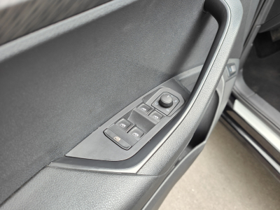 Skoda Karoq 2.0 TDI DSG CARPLAY GPS CAMERA ATTELAGE