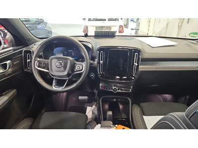 Volvo XC40 B3 Plus Dark DCT