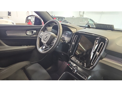 Volvo XC40 B3 Plus Dark DCT