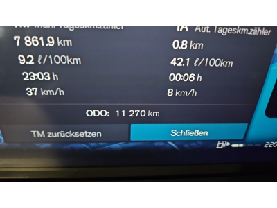 Volvo XC40 B3 Plus Dark DCT