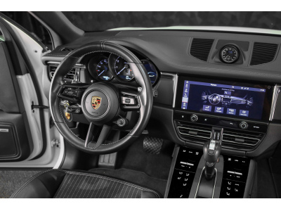 Porsche Macan III T