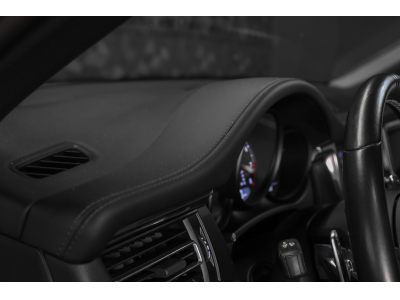 Porsche Macan III T