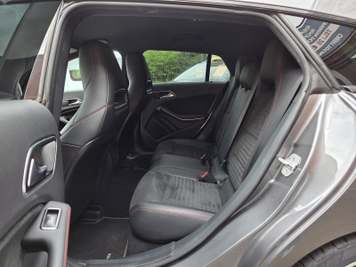 Mercedes-Benz CLA 200 Shooting Brake 7G-DCT AMG-LINE