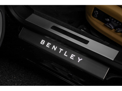 Bentley Flying Spur V8