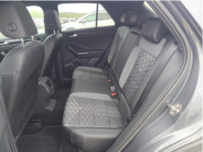 Volkswagen T-Roc T-Roc R-Line 1.5 (150 CV)/PANO/AHK/360°/VOLL