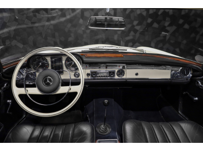 Mercedes-Benz SL 250 PAGODE - 1967 / Boîte manuelle 5 vitesses