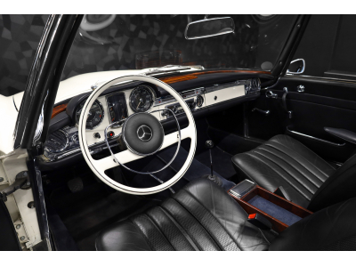 Mercedes-Benz SL 250 PAGODE - 1967 / Boîte manuelle 5 vitesses