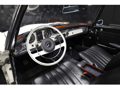 Mercedes-Benz SL 250 PAGODE - 1967