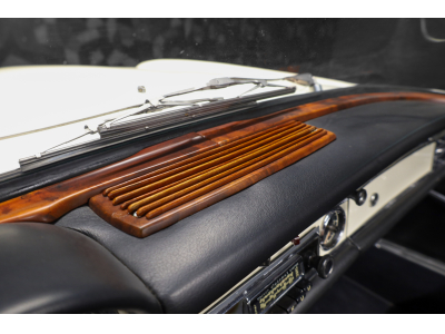 Mercedes-Benz SL 250 PAGODE - 1967 / Boîte manuelle 5 vitesses