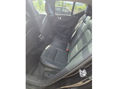 Volvo XC40 XC 40 D4 AWD PANO,HARMAN/K,360GRAD,ACC,1.HD,SH