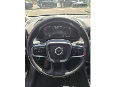 Volvo XC40 XC 40 D4 AWD PANO,HARMAN/K,360GRAD,ACC,1.HD,SH
