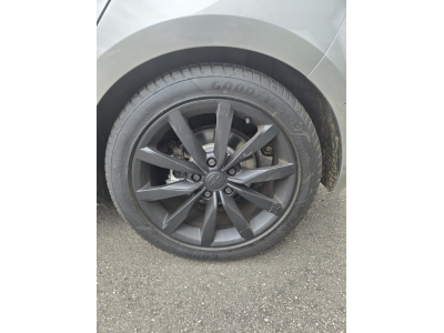 Volkswagen Golf 2.0 TDI BlueMotion DSG Highline
